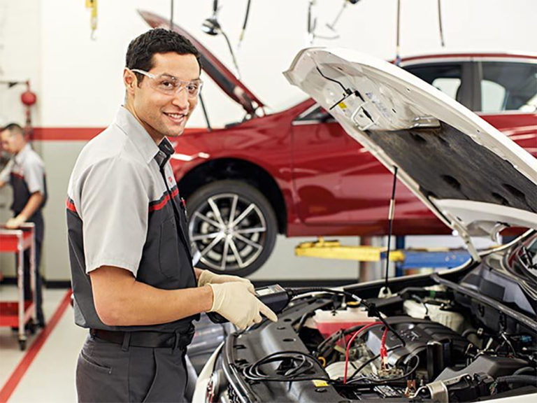 Toyota Auto Body Service & Repair in Florissant, MO Travers Premier